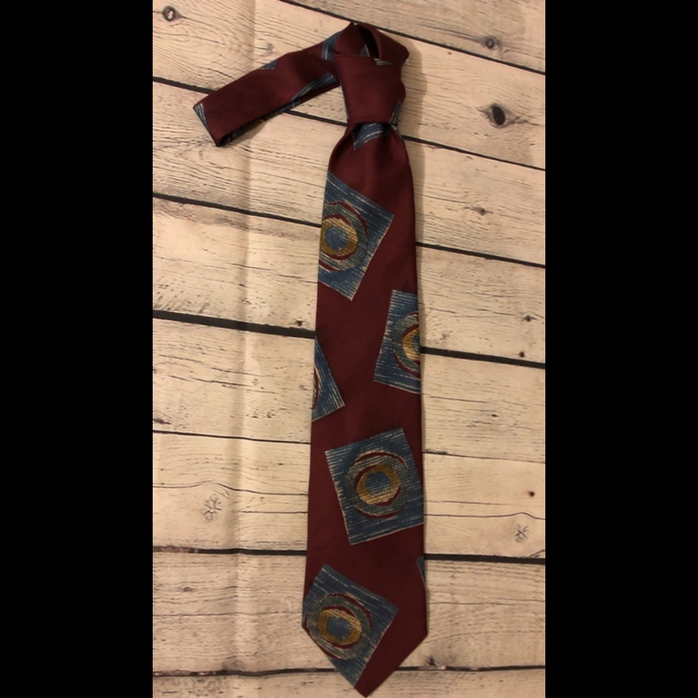 EUC Christian Dior vintage silk tie